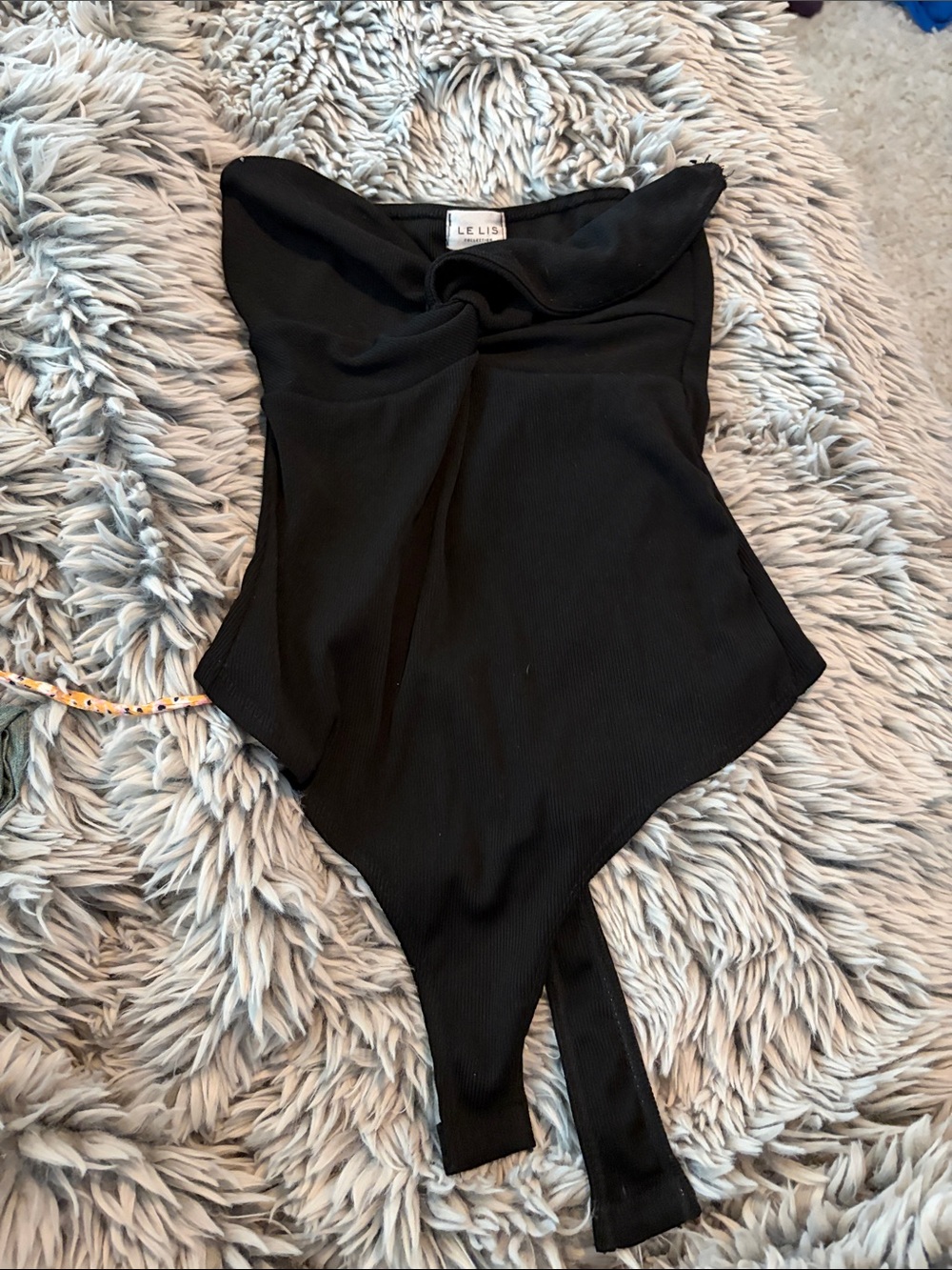Le Lis Black Ribbed One-Piece Bodysuit